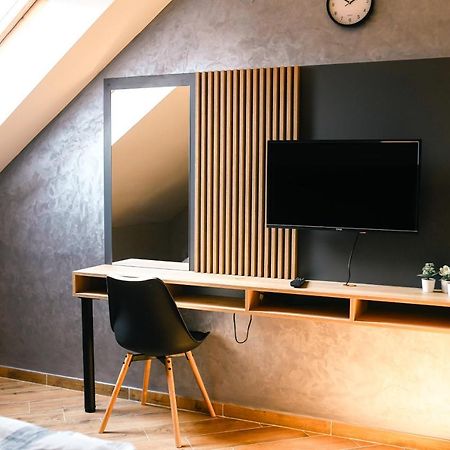 Manoir Apartments City Center Novi Sad Eksteriør billede
