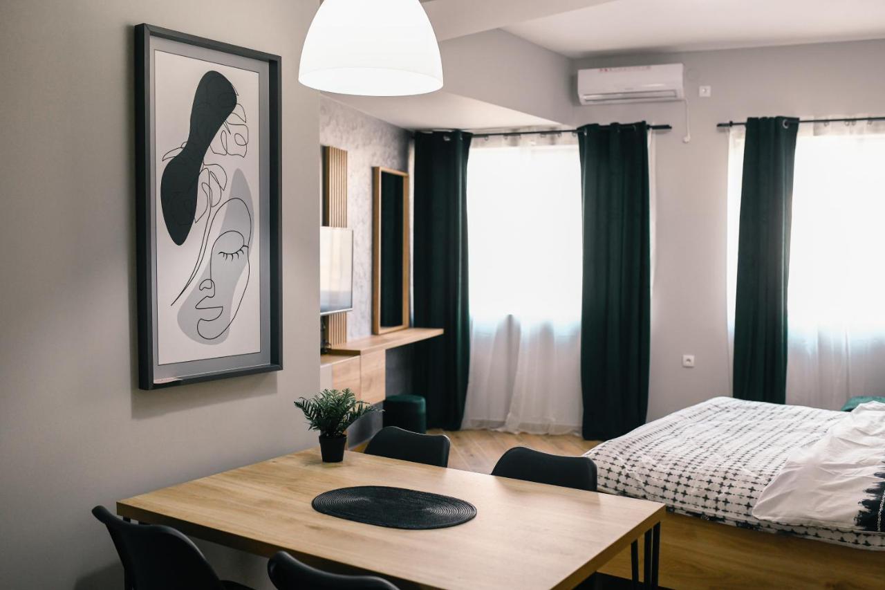 Manoir Apartments City Center Novi Sad Eksteriør billede