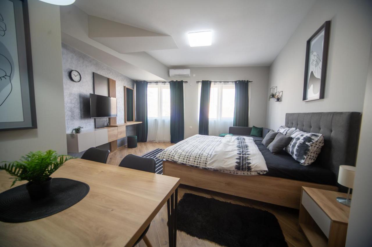 Manoir Apartments City Center Novi Sad Eksteriør billede