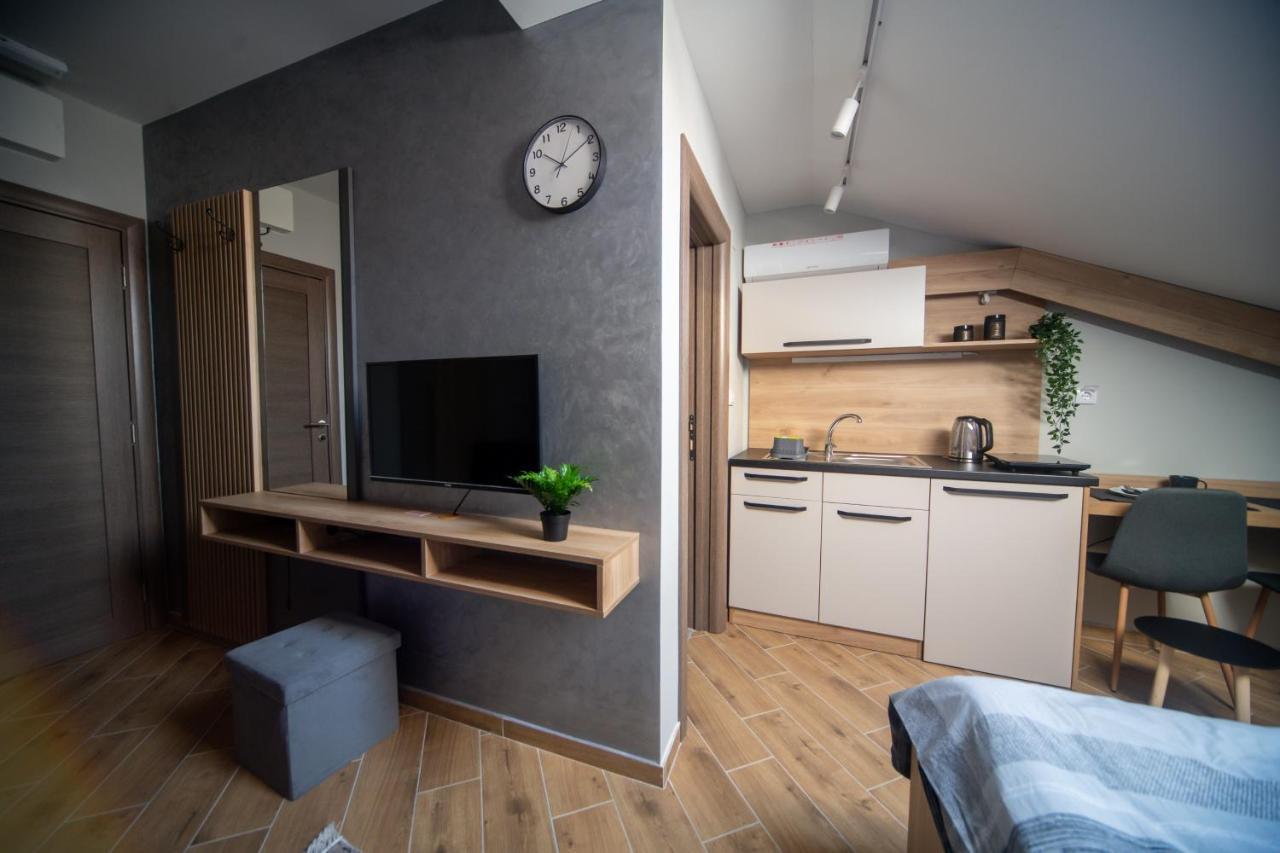 Manoir Apartments City Center Novi Sad Eksteriør billede